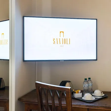 לינה וארוחת בוקר Savioli & Breakfast 4*