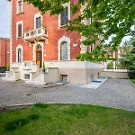 Savioli & Breakfast 4* Bologne