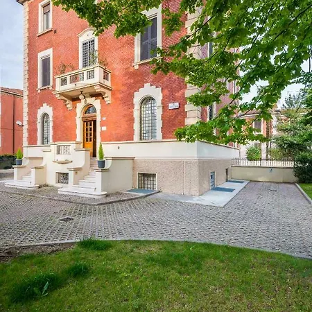 Savioli & Breakfast 4* Bolonya